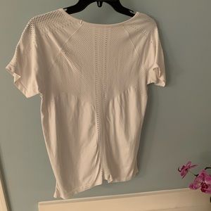 Athleta Tee Shirt